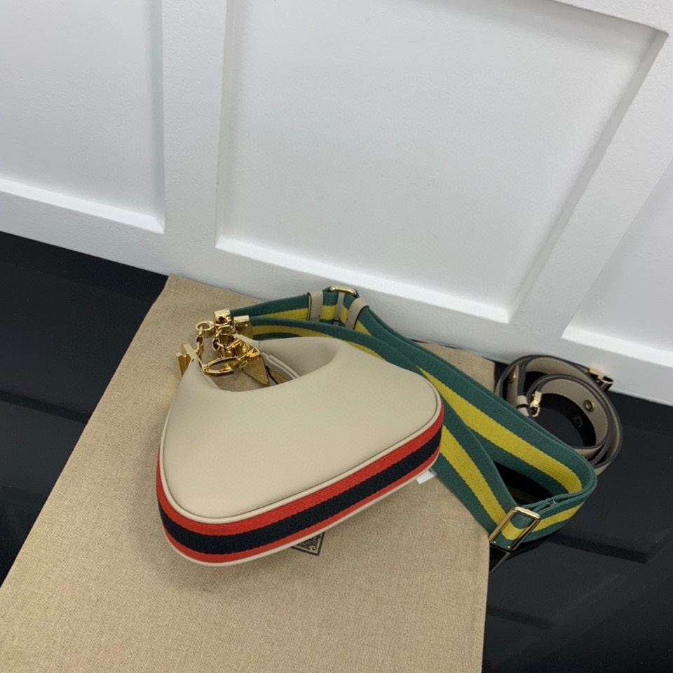 Gucci Hobo Bags